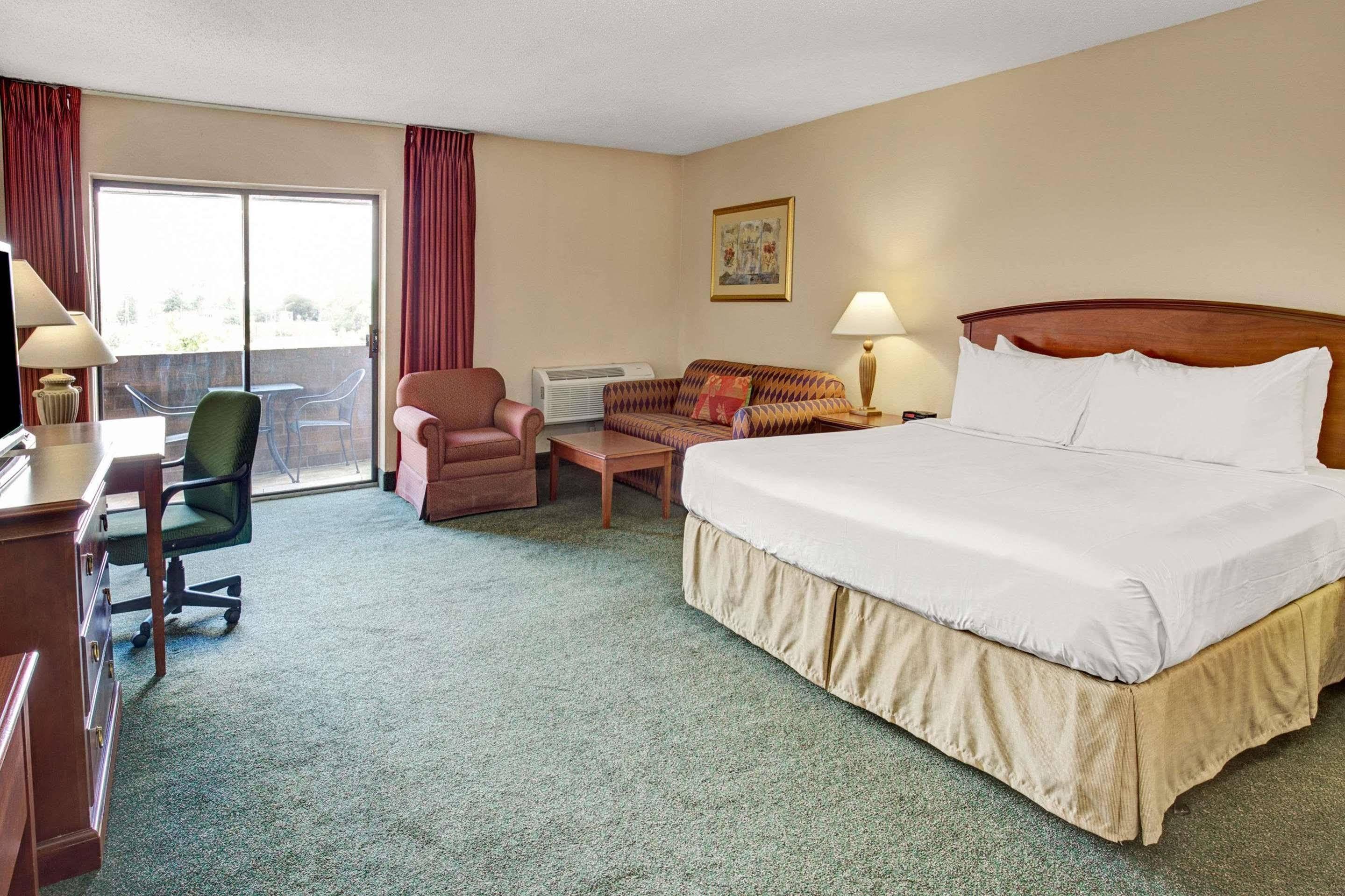 Holiday Inn Indianapolis - Airport Area N By Ihg Eksteriør bilde